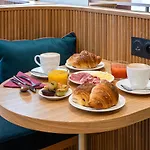 O.lysee Hotel 4*